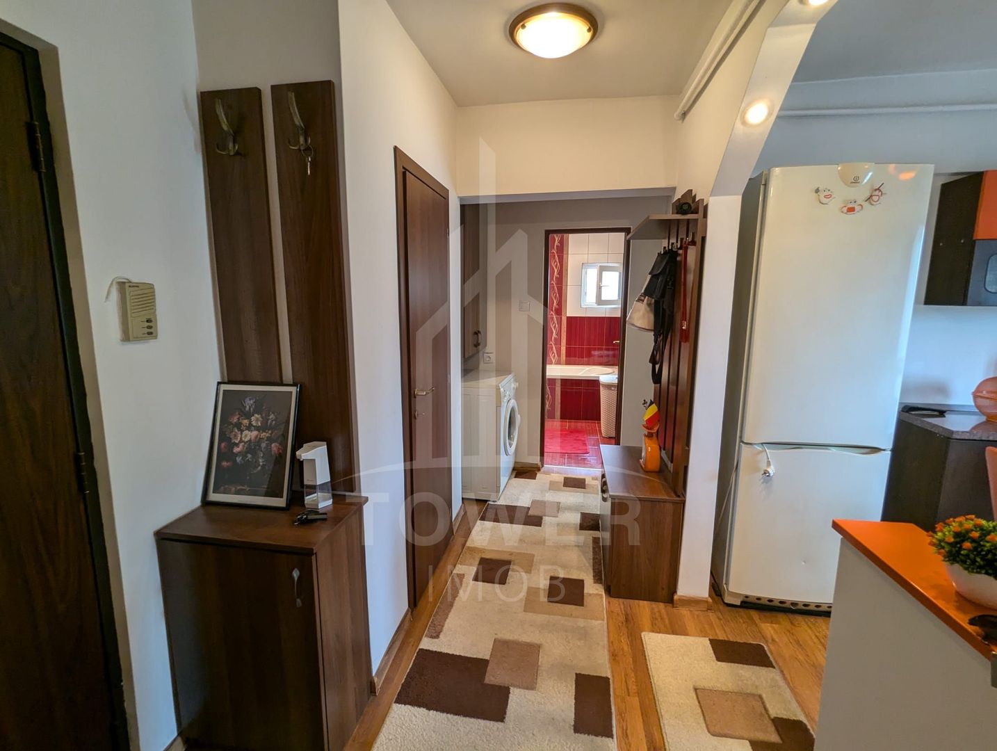 Apartament decomandat cu 2 camere (balcon, pivnita) - Strand, Sibiu - Poză 2