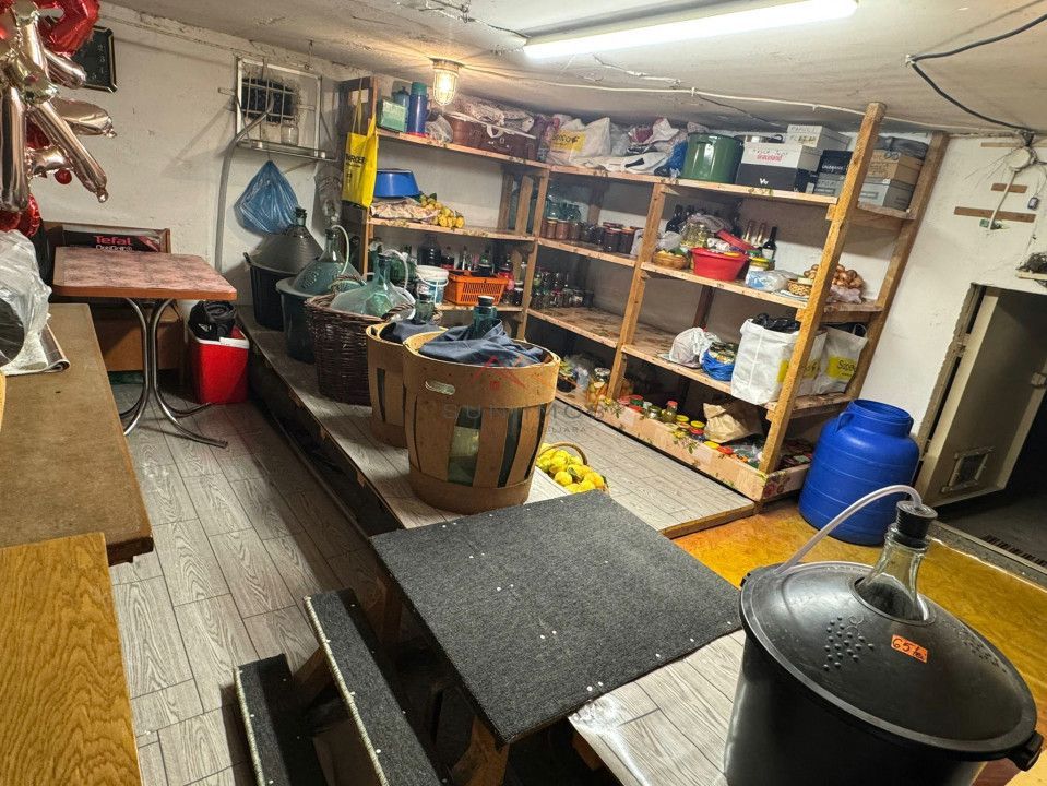 Apartament 3 camere, decomandat, ultracentral, mobilat si utilat - Poză 14