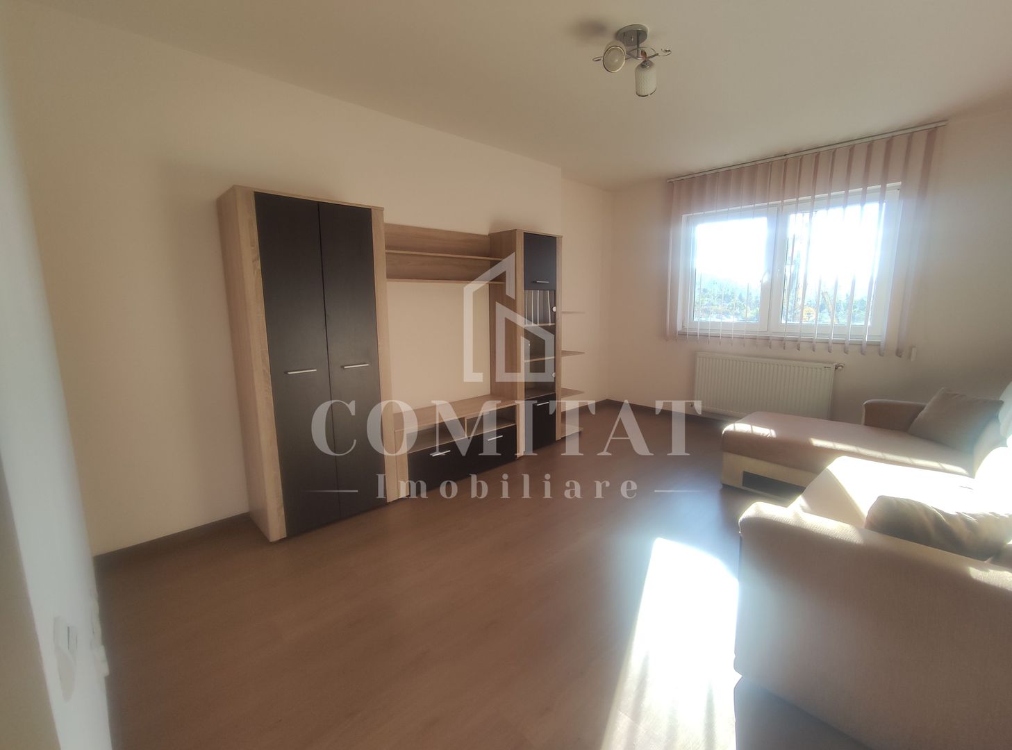 Vand apartament 2 camere | zona Vivo | Floresti - Poză 2