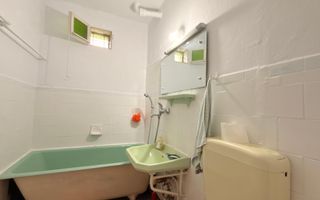 Apartament cu 2 camere, Zona Semicentrala langa Piata Abator - Poză 4