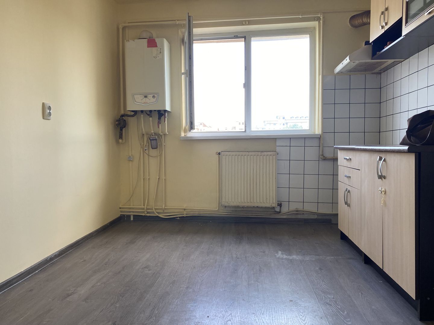 Camere spatioase!Vanzare apartament cu 2 camere, Targoviste - Micro 11 - Poză 7