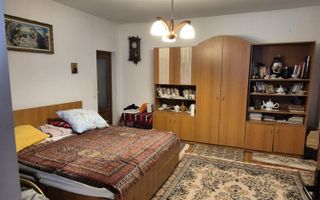Teren Generos 1.580 mp, casă Individuală, oportunitate de Investiție. - Poză 1