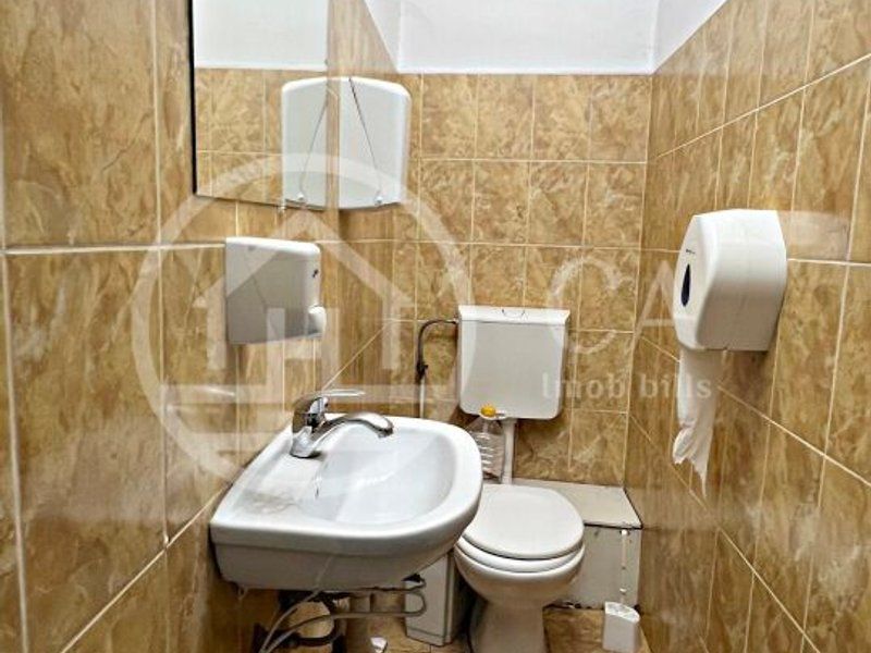 Spatiu comerical de inchriat in zona Rogerius, Oradea - Poză 7