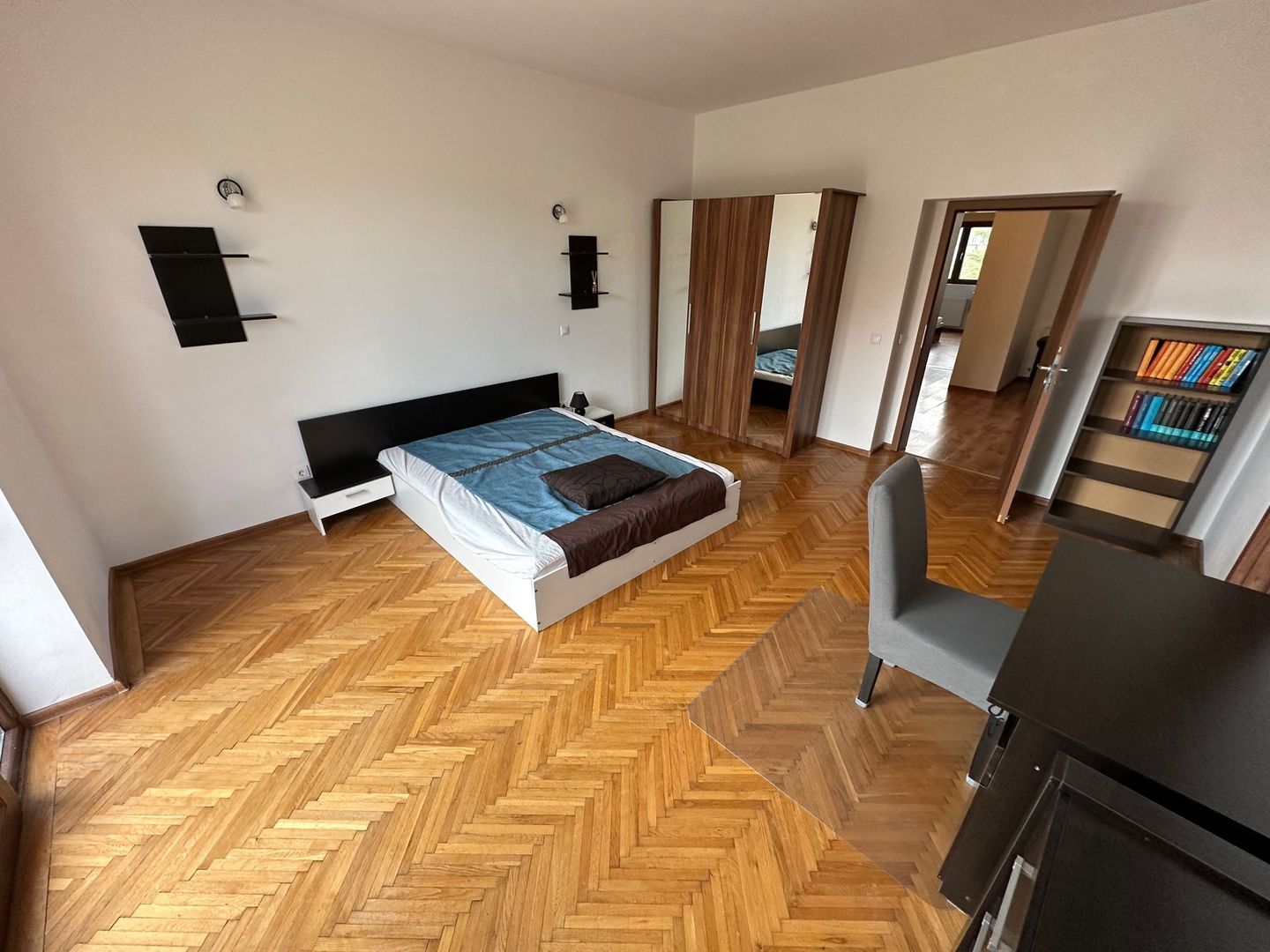 Apartament 4 camere zona Medicina - Poză 7