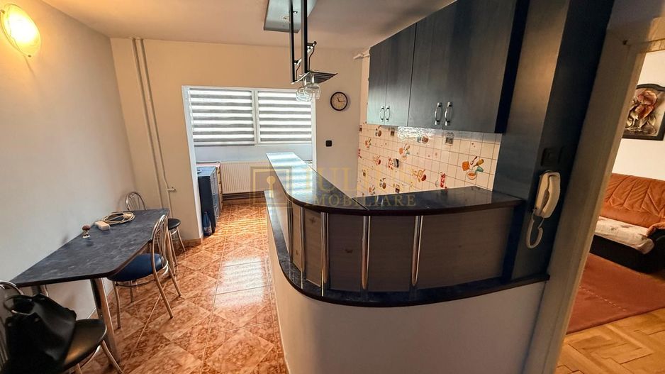 2 camere| Soarelui-langa Uranus Plaza| centrala proprie| zona linistita| - Poză 6