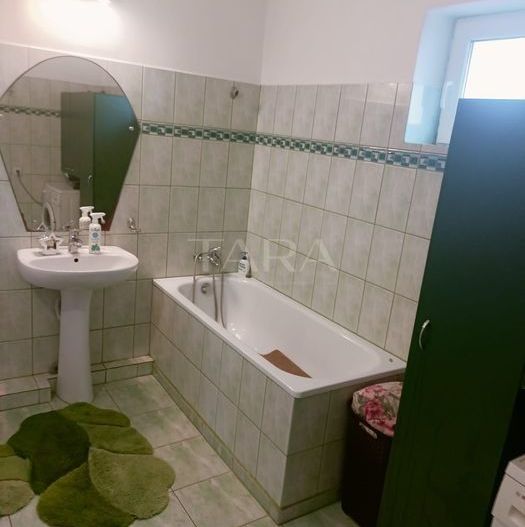 De inchiriat casa cu 4 camere in Someseni - Poză 5