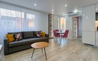 Apartament cu 3 camere de închiriat în zona Centrală - Poză 1