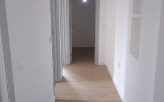 Apartament 3 camere - 72 mp - Ultrafinisat. - Poză 2