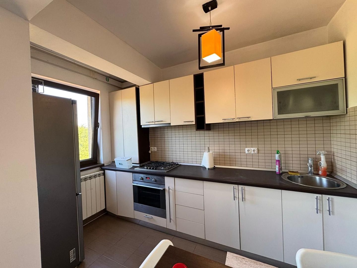 AP. 2 CAMERE SISESTI, TERASA, PET-FRIENDLY, LOC PARCARE, BLOC NOU - Poză 3