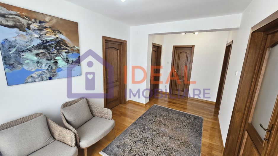 Casă deosebită, cu 5 camere, cu teren de 1132 mp – Cisnădioara - Poză 11