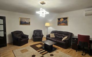 Apartament 2 camere in zona Decebal cu loc de parcare - Poză 2