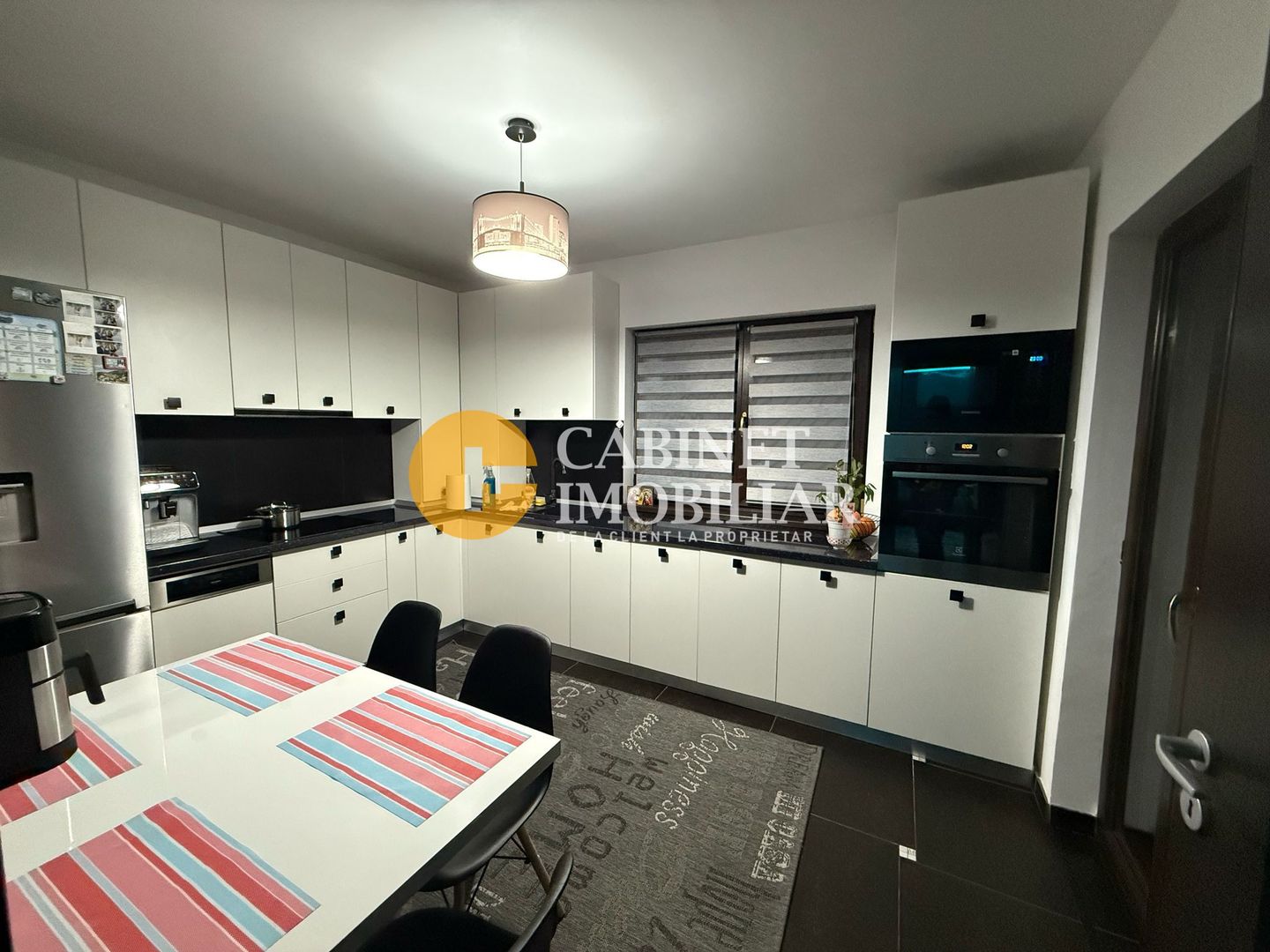 Vila - 5 camere - 2 bai - 580mp teren - mobilata complet - Poză 6