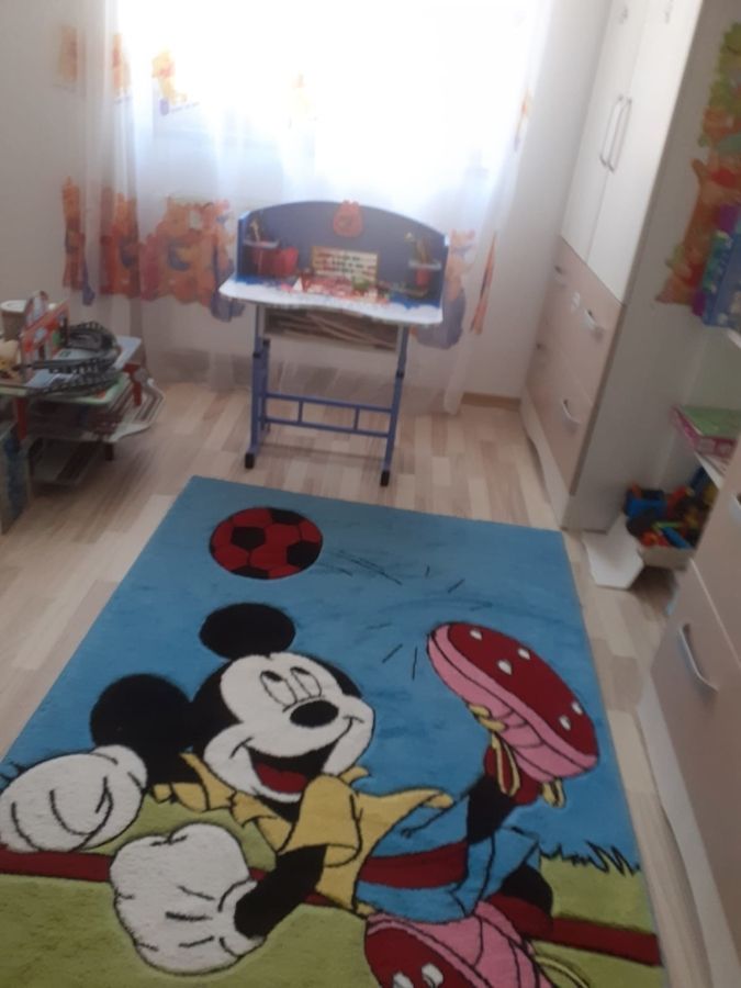 Apartament 3 camere de vanzare Drumul Taberei - Poză 2