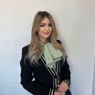 Bianca Andronic - Cabinet Imobiliar