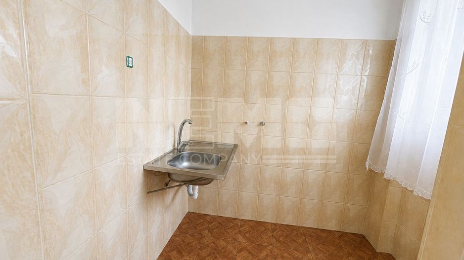 APARTAMENT 1 CAMERA| LOCAȚIE EXCELENTĂ | ETAJ 3 | RADAUTI - Poză 4