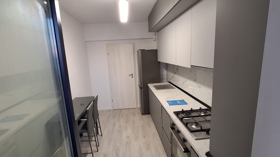 Apartament 2 camere decomandat Metrou Aparatori - Drumul Binelui - Poză 3