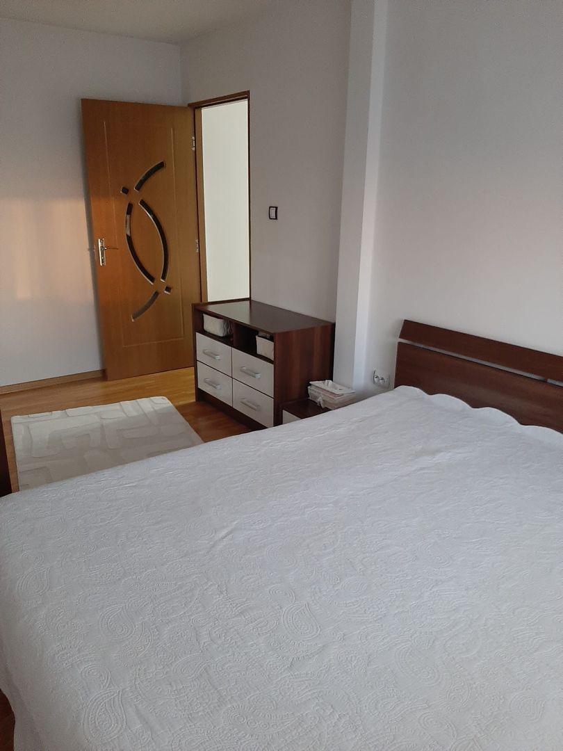 Apartament 2 Dormitoare, Zona Dambovita, Reabilitat Termic, Mobilat si Utilat - Poză 4