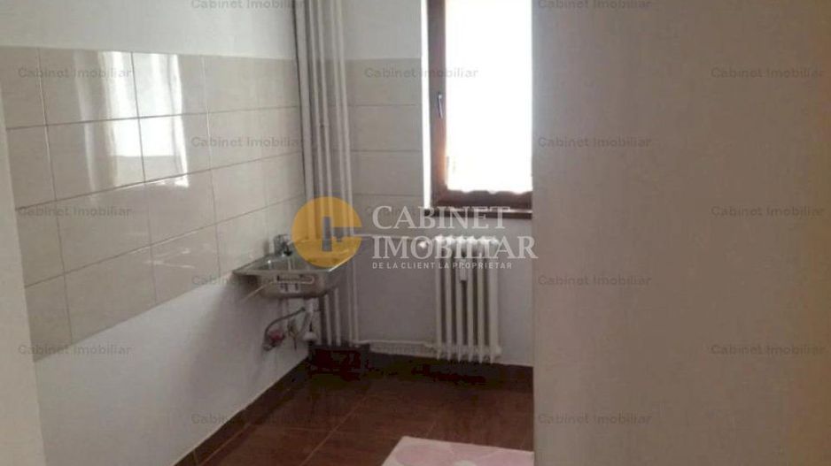 Etaj 3 bloc fara risc 2 camere zona Tatarasi-Dispecer - Poză 4