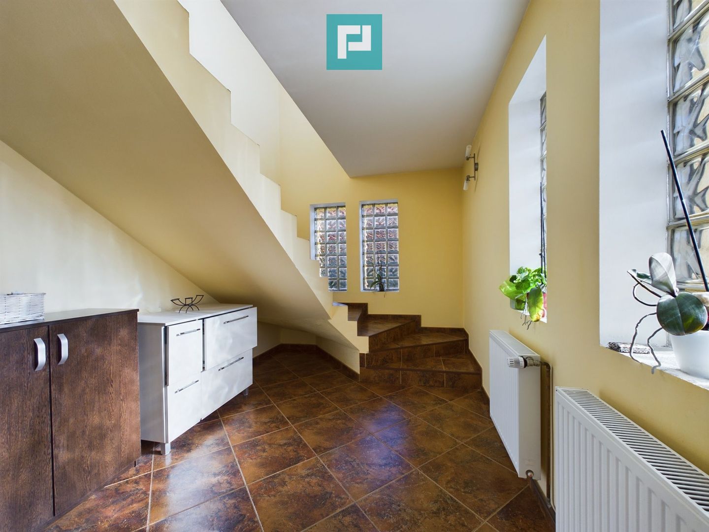 Casă P+E la cheie în Vladimirescu - Poză 11