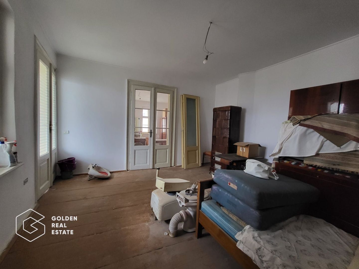 Apartament 2 camere, etajul 1, Oras Lipova - Poză 5