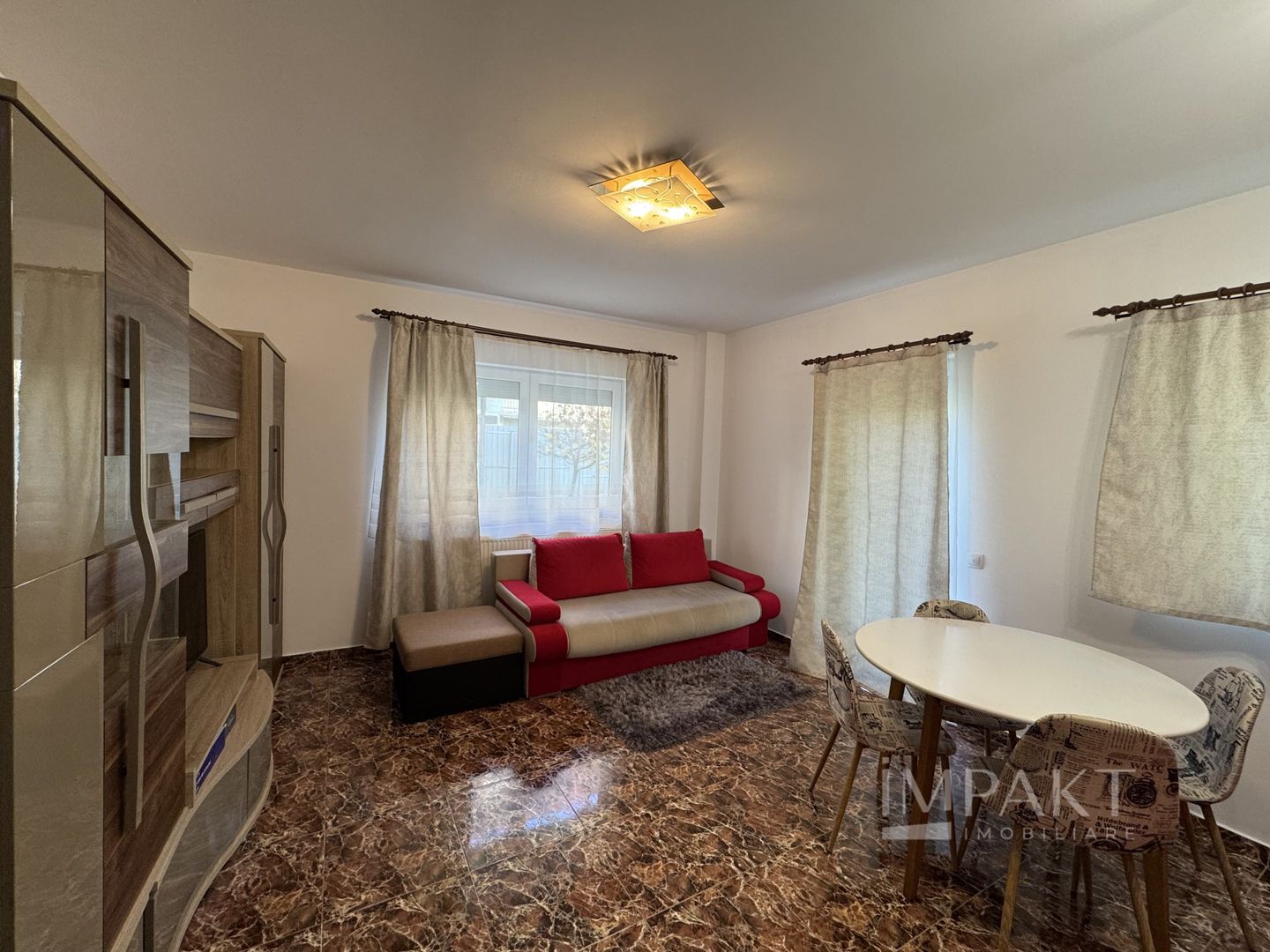 Apartament cu 2 camere de inchiriat Junior Residence cu loc parcare - Poză 2