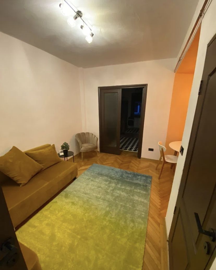 Apartament elegant cu doua camere, zona Armeneasca - Poză 1