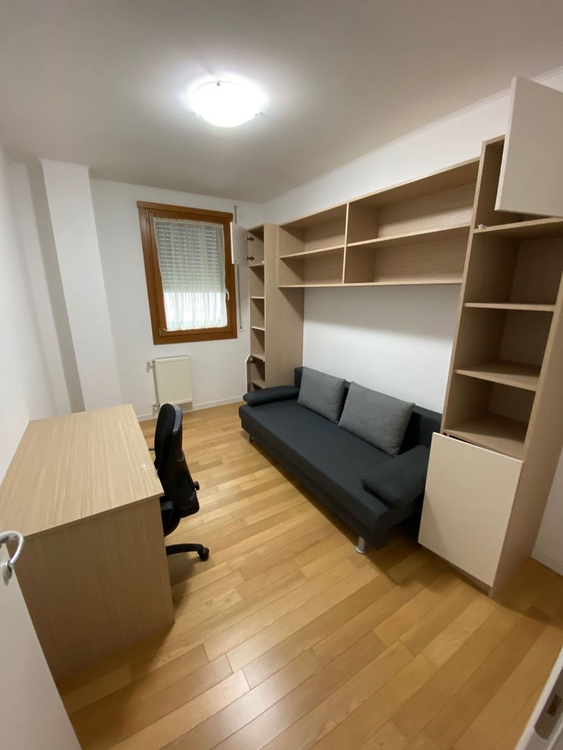 Apartament cu 3 camere   în zona Ultracentral - Poză 18