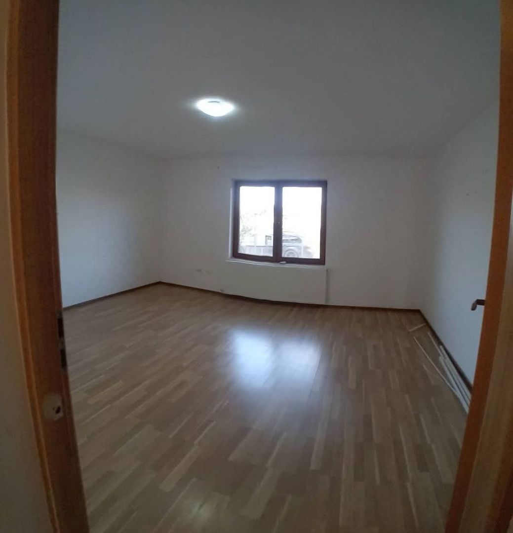 Duplex cu 400 mp curte - Dumbravita - Poză 3