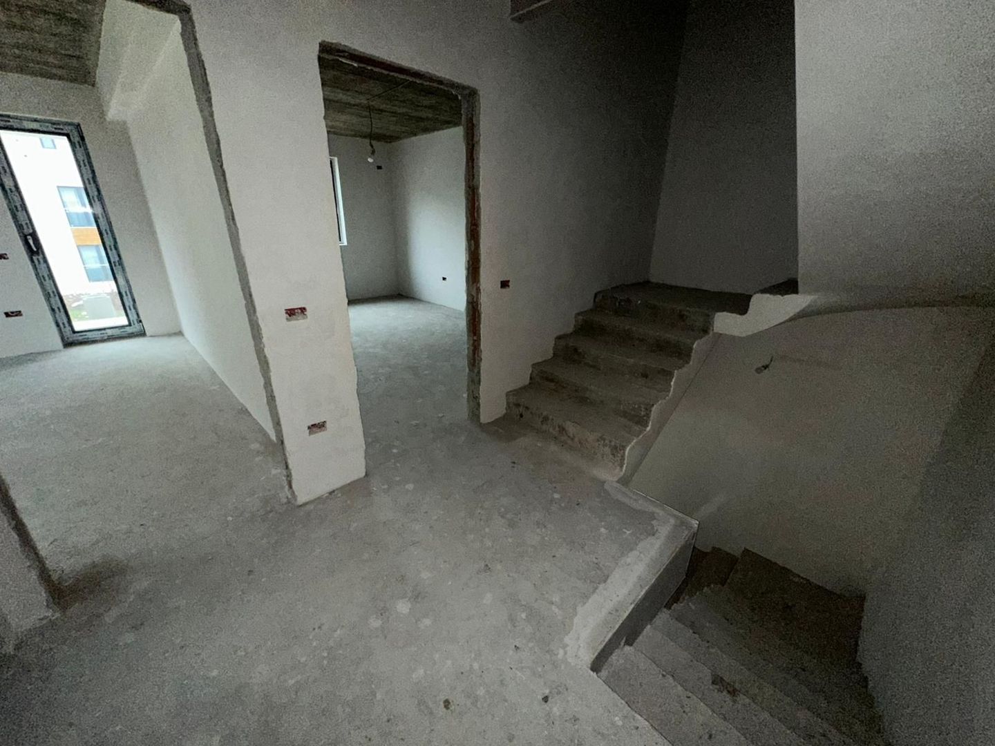 CASE TIP DUPLEX, 6 CAMERE, TOATE UTILITATILE, CENTRALA, COMISION 0% - Poză 8