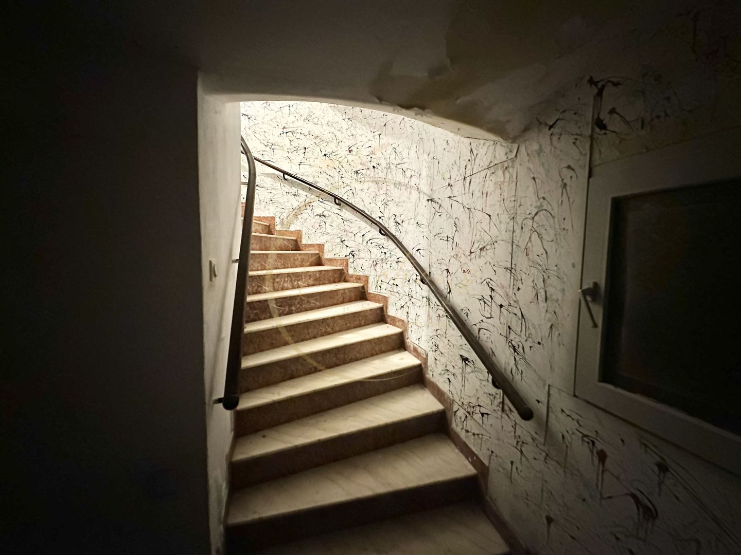 OCAZIE | Spațiu Comercial  - Piața Libertăți - Poză 21