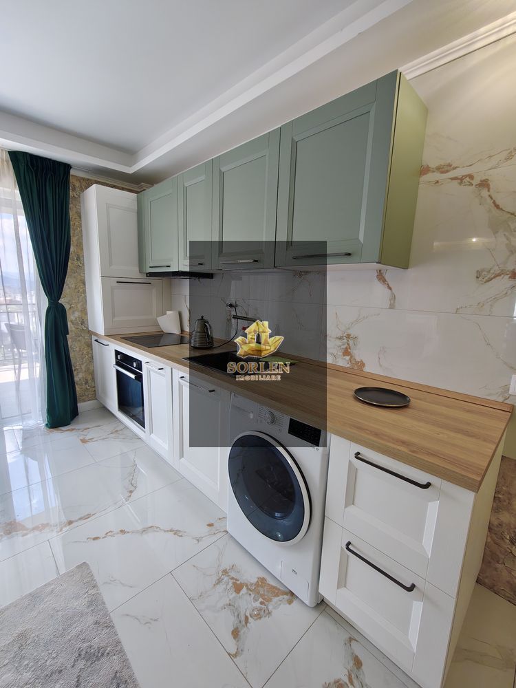 Apartament 3 camere de vanzare Zona Vivo / Floresti - Poză 2