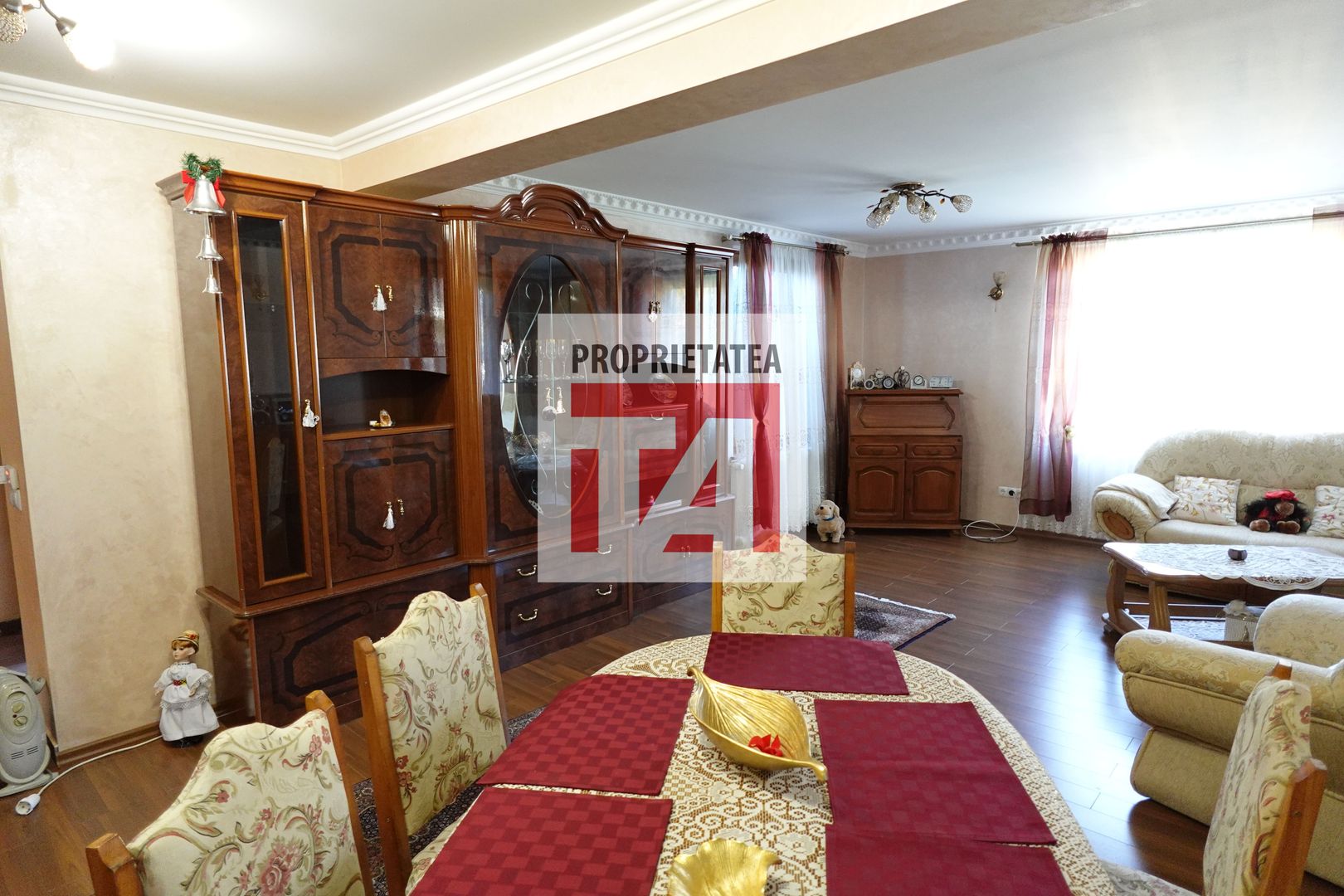 Casa spatioasa si teren de 1500mp Unguras - Poză 8