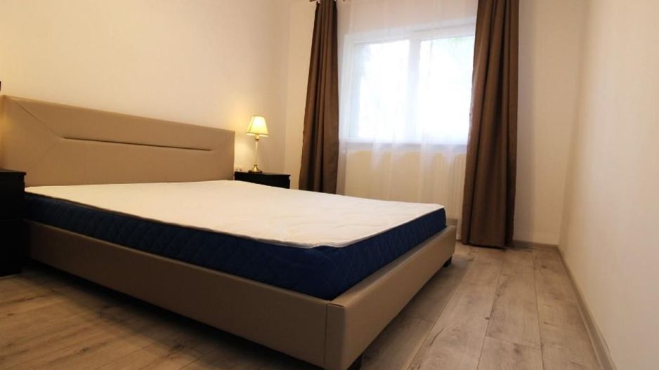 Aradului | 3 Camere | Decomandat | Centrala Proprie. - Poză 4