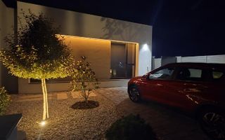 Casă modernă complet mobilată și utilată, 103 mp utili, teren 434 mp, 2025 - Poză 2