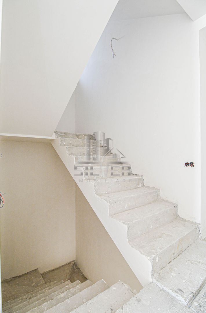 Casă tip duplex, impresionantă pe 4 Niveluri cu Panorama Deosebită - Poză 14