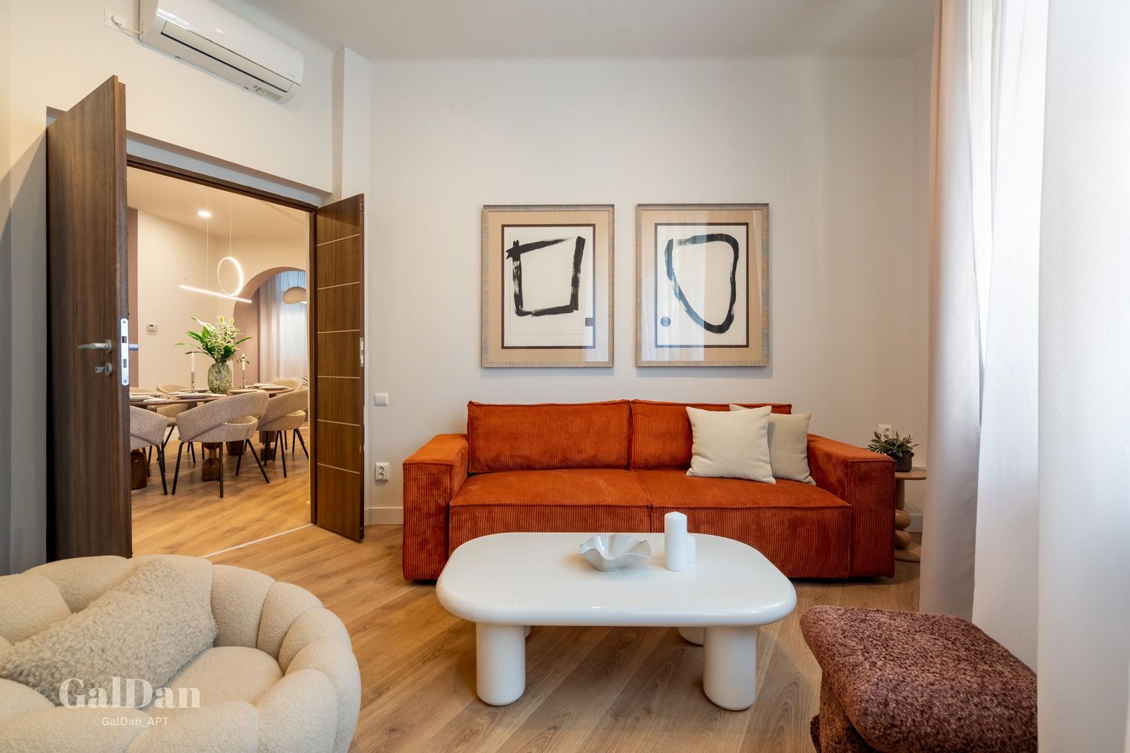 Apartament Premium cu 4 Camere | Ultracentral | GalDan Apartments - Poză 10