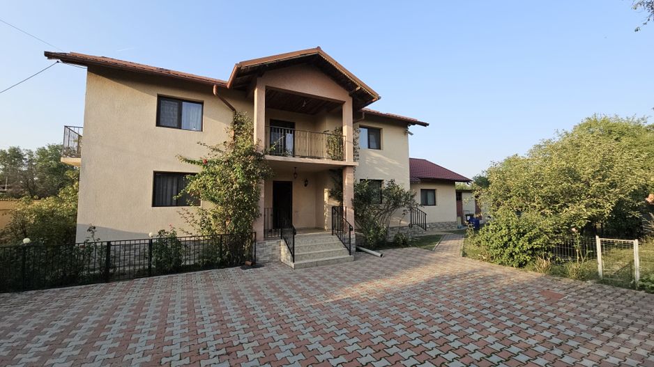 VILĂ MODERNĂ P+1 169 MP UTILI, CURTE GENEROASĂ 768 MP, IN APROPIERE DE BUCURESTI - Poză 2