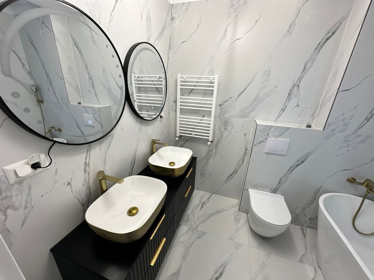 CASE INDIVIDUALE - 6 CAMERE, GARAJ, PANOURI SOLARE, COMISION 0% - Poză 12