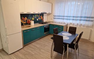 Vanzare Apartament 3 camere renovat & mobilat - Poză 3