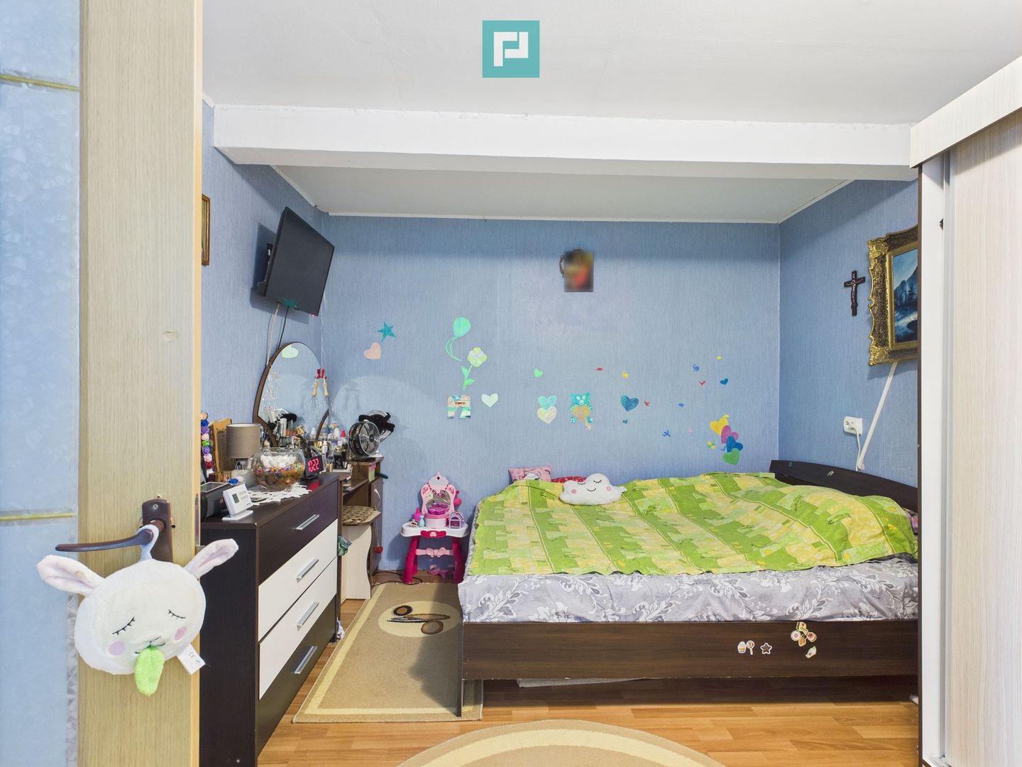 Casă cu 4 camere pe Bd. Laminorului – modernă și întreținută - Poză 10