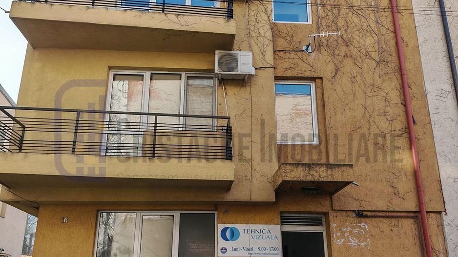 Vilă Cartierul Vitan / destinatie birouri sau activitati comerciale - Poză 1