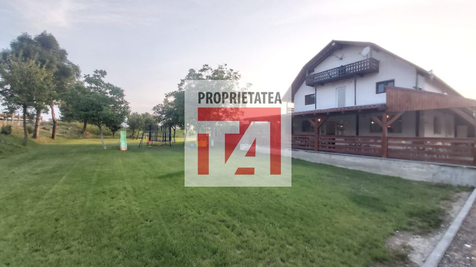 PENSIUNE DE VANZARE – VRAJA CRASNEI ÎN ZONA CAREI - Poză 1