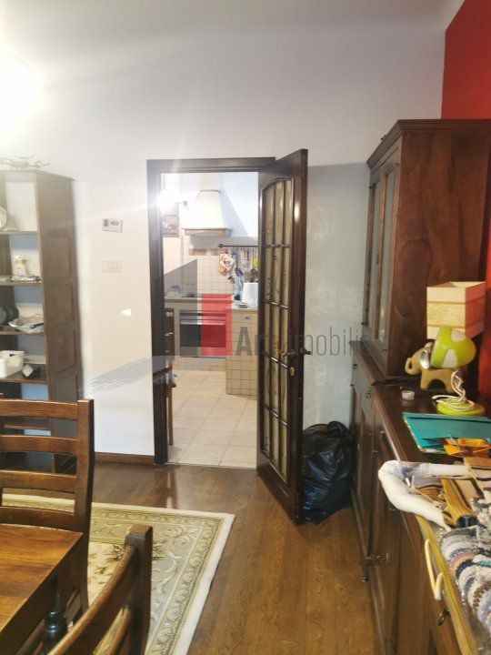 Apartament 4 camere Mitropolie - Poză 3