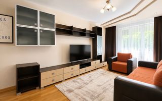 Apartament cu 3 camere de închiriat, Rogerius, etaj 1 - Poză 1
