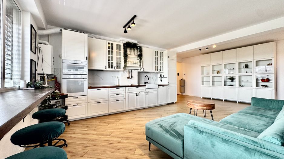 Apartament penthouse, cu terasa generoasă, la intrare in Giroc - Poză 1