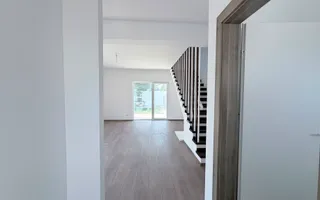 Duplex - 4 camere - 3 bai - 207mp teren - Poză 14
