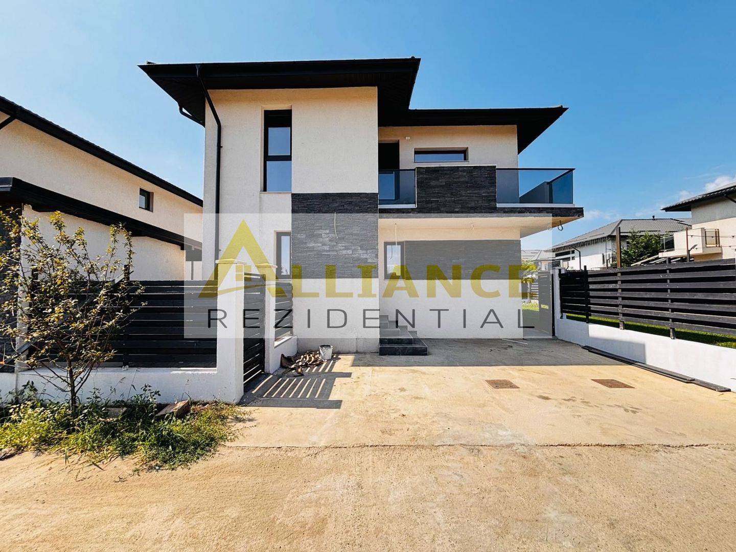 CASĂ MODERNĂ, COMPLET MOBILATĂ – 4 CAMERE |135 MP UTILI | 365 MP TEREN - Poză 2