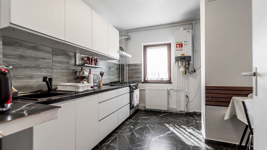 Rezervat Apartament renovat cu 2 camere Micalaca etaj 3 Comision 0 - Poză 2