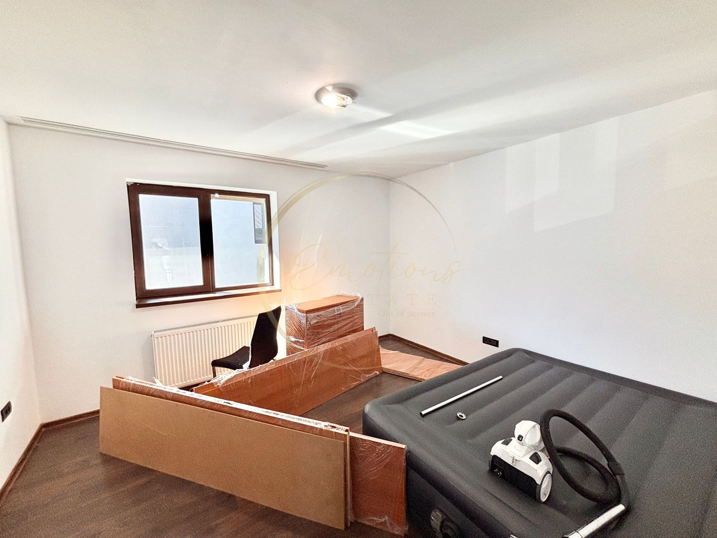 1/2 Duplex - Giroc - zona Planetelor - 4 camere | Poarta electrica - Poză 17