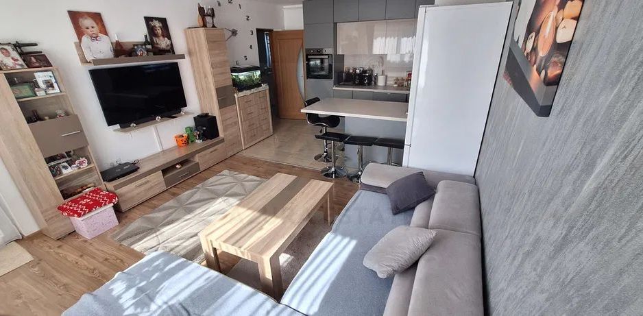 Apartament cu 3 camere - 66 mp - Cartierul Englezesc, Șelimbăr - Poză 3